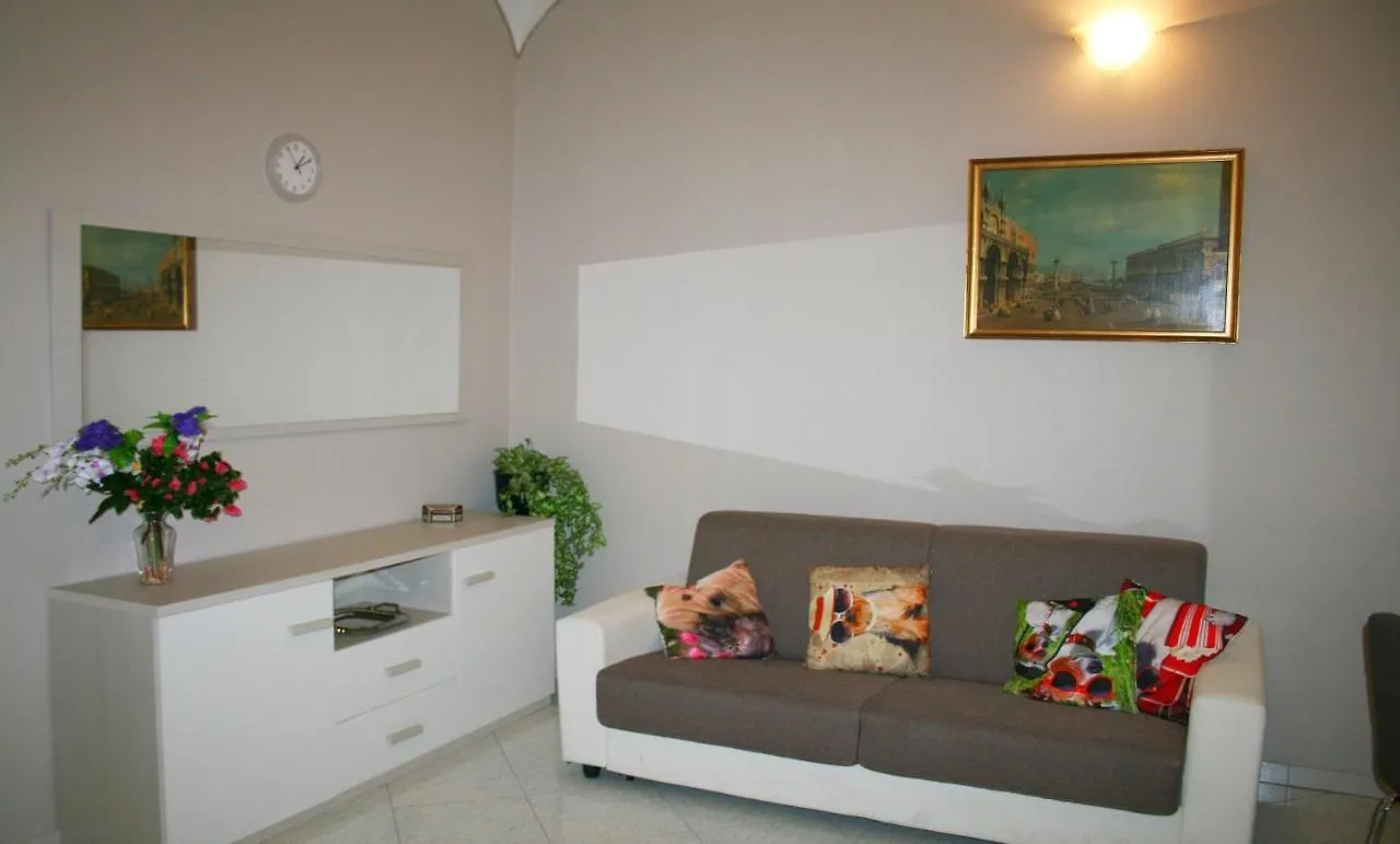 Montebello - Julia Apartment Rome